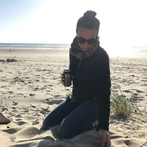 Meet your Posher, Nina